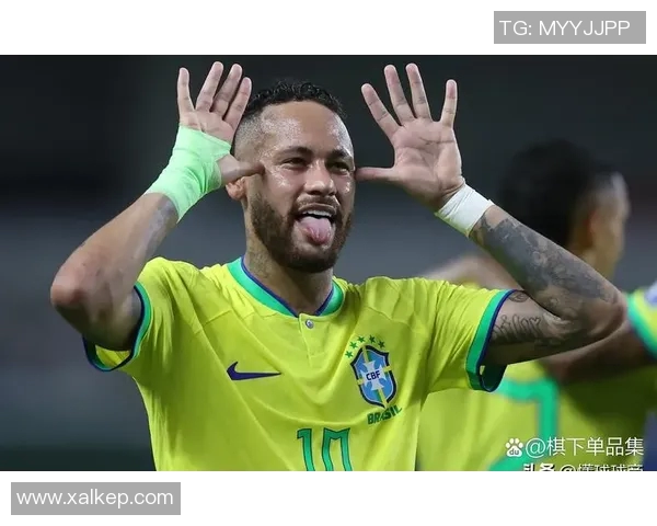 足球明星的财富真相揭秘他们的收入来源与生活方式分析