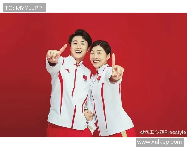 国内足球明星女友揭秘她们的爱情故事与生活点滴大公开